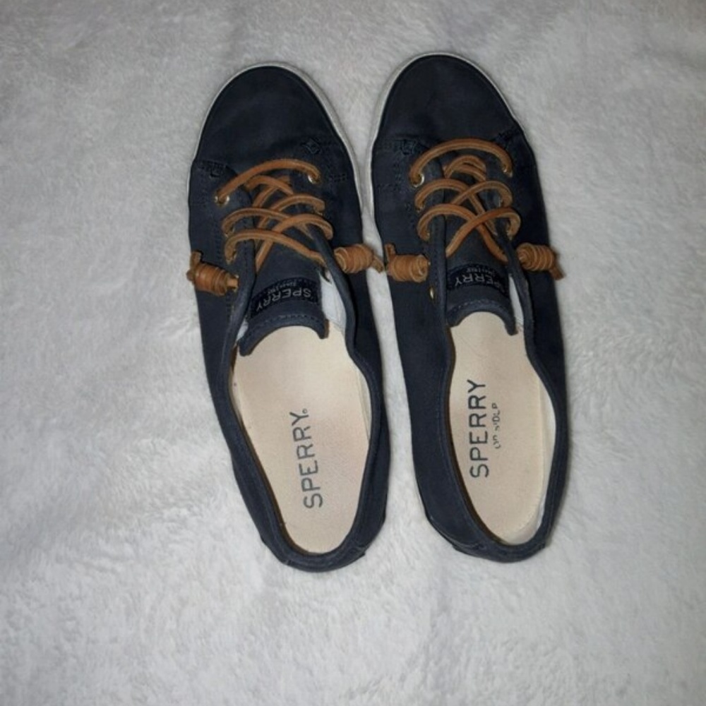 Shoes - Picture 2 of 2